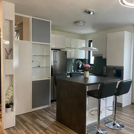 Sun Luxury Apartman Apartment Balatonfured