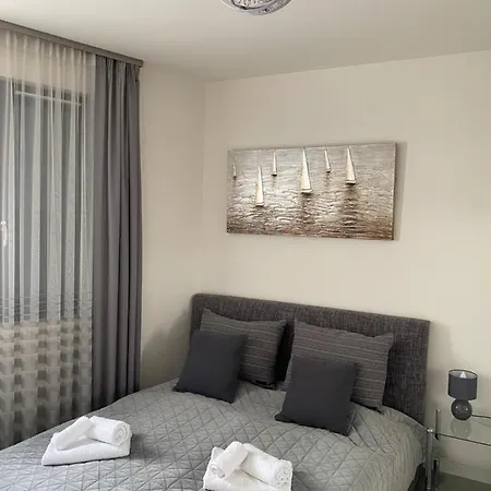 Apartment Sun Luxury Apartman *